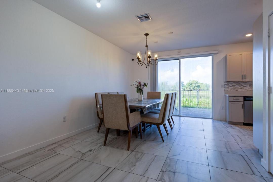 1014 SE 23rd Ave, Homestead, פלורידה 33035, ארצות הברית של אמריקה 
