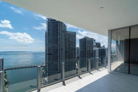 300 Biscayne Blvd Way 3503, Miami, Florida 33131, USA