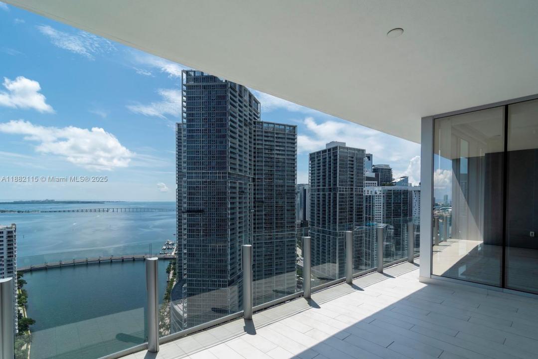 300 Biscayne Blvd Way 3503, Miami, 佛羅里達州 33131, 美國
