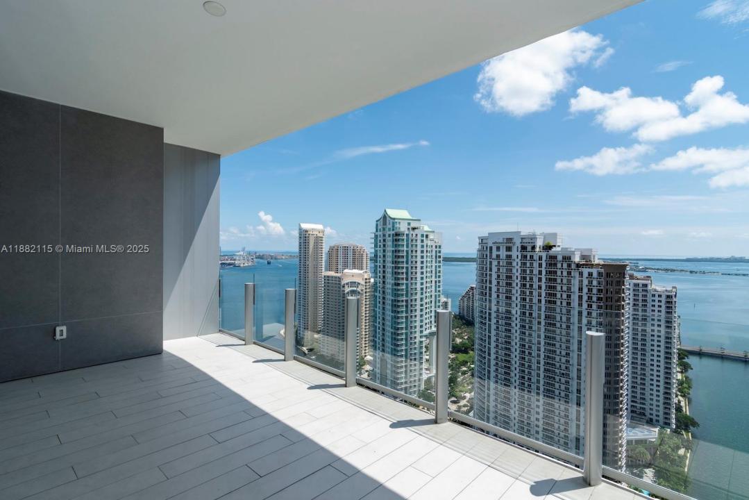 300 Biscayne Blvd Way 3503, Miami, 佛羅里達州 33131, 美國