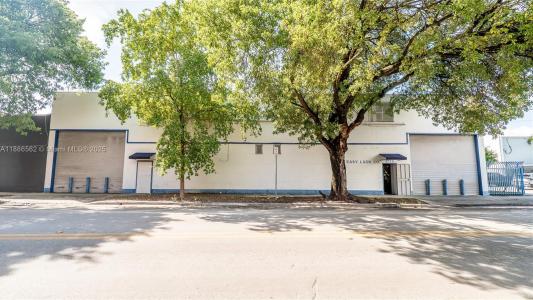1730 NW 23rd St, Miami, Florida 33142, USA