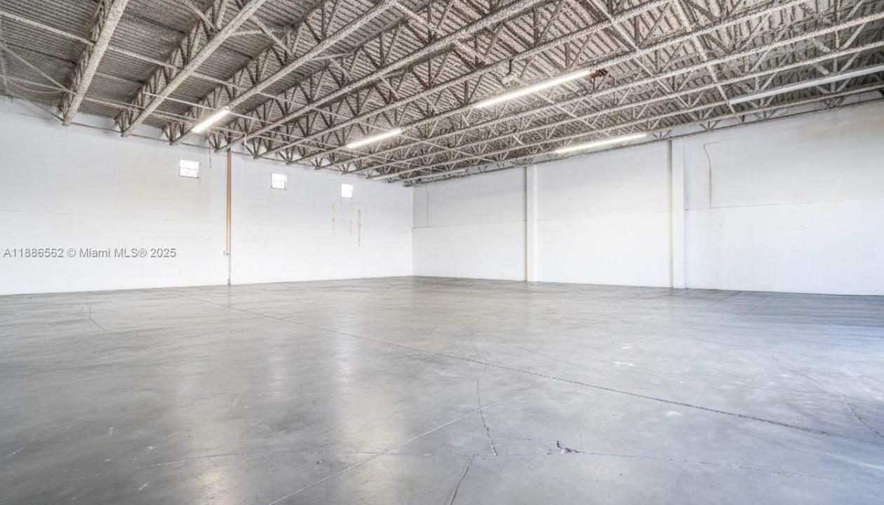 1730 NW 23rd St, Miami, Florida 33142