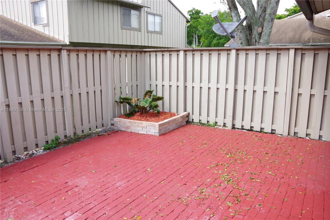 2113 NW 59th Ter 61-C, Lauderhill, Floride 33313, États-Unis