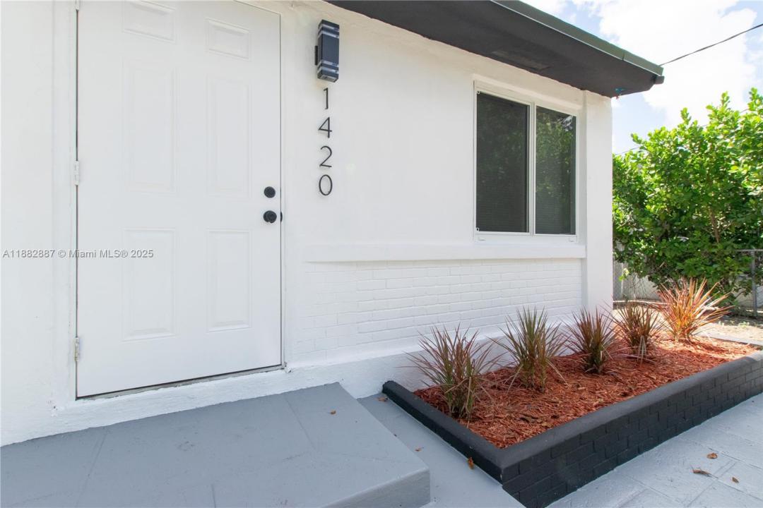 1420 NW 58th Ter, Miami, フロリダ 33142, アメリカ合衆国
