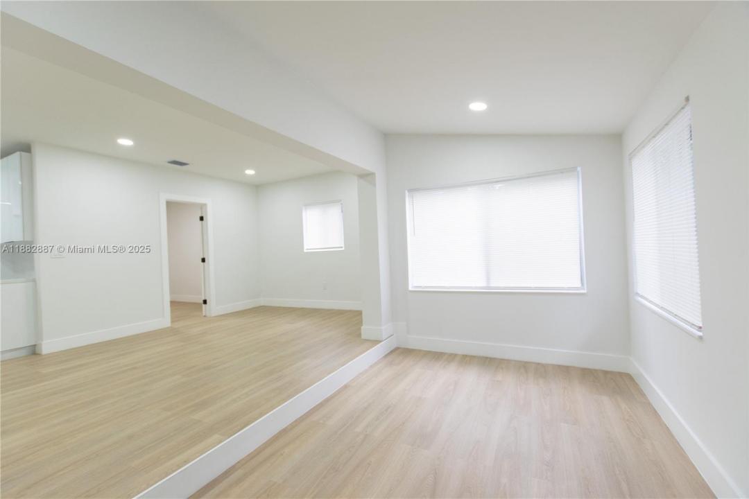 1420 NW 58th Ter, Miami, フロリダ 33142, アメリカ合衆国