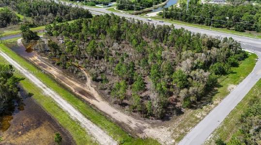 808 Fabian Cir, Fort Myers, Florida 33913, USA