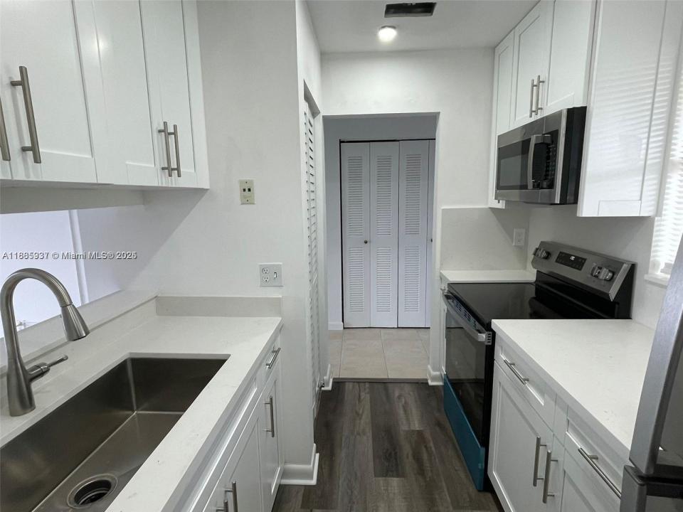 3246 NW 103rd Ter 308-B, Coral Springs, Флорида 33065, Соединенные Штаты