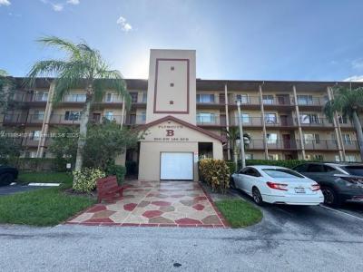 950 SW 138th Ave 314B, Pembroke Pines, Florida 33027, USA