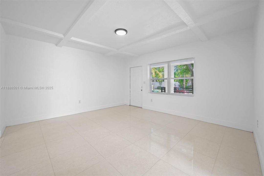 9312 NW 3rd Ave A, Miami Shores, 佛罗里达州 33150, 美国