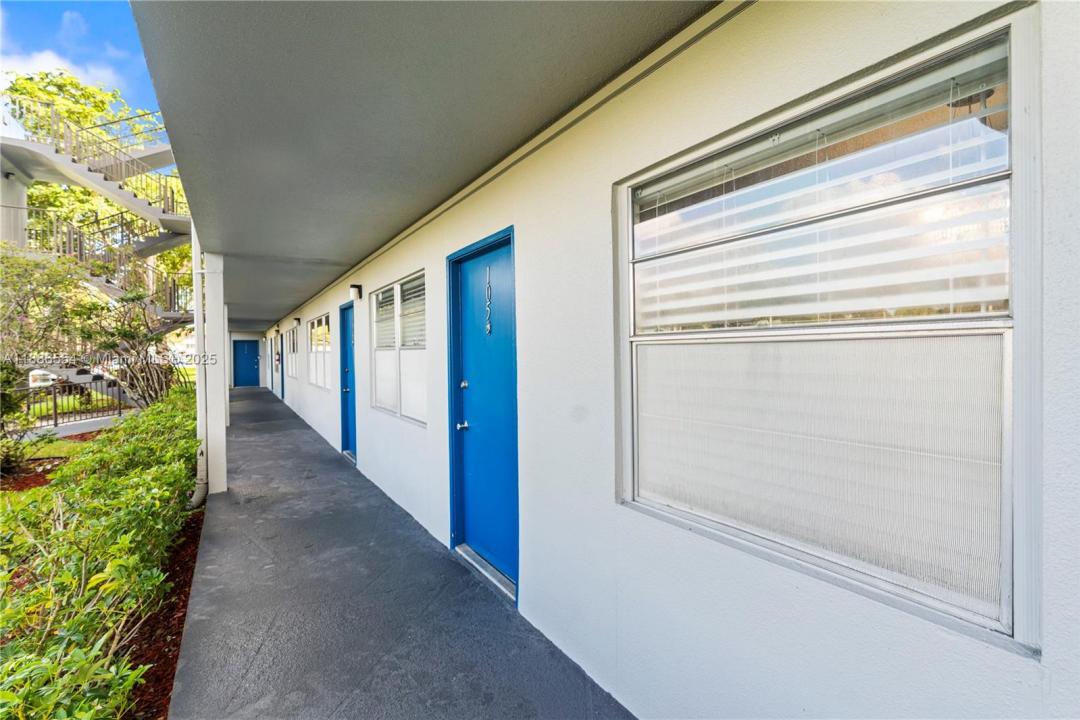 301 SW 135th Ave 105C, Pembroke Pines, Flórida 33027, Estados Unidos