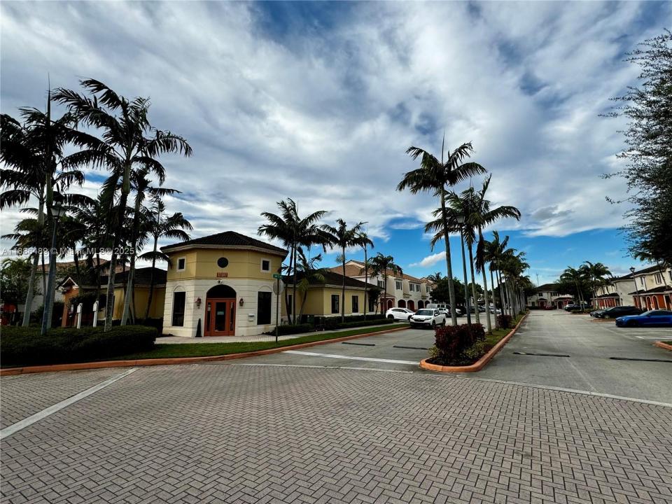 17333 NW 7th Ave 201, Miami Gardens, Floride 33169, États-Unis