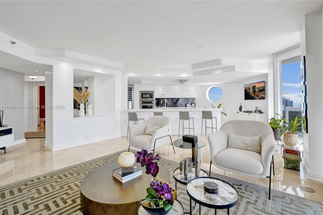 20185 E Country Club Dr 2304, Aventura, 佛羅里達州 33180, 美國