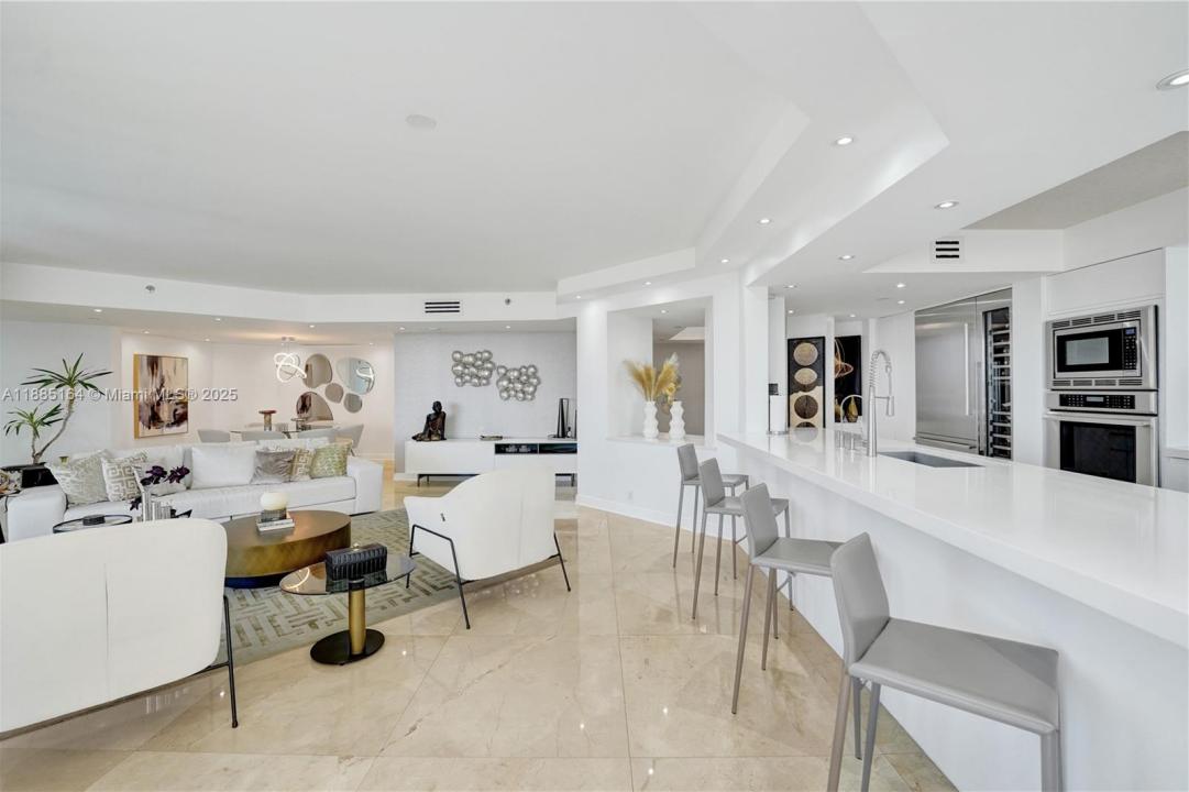 20185 E Country Club Dr 2304, Aventura, 佛羅里達州 33180, 美國