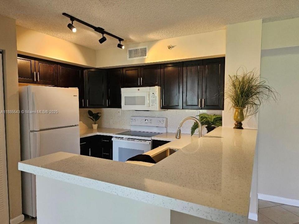 7904 Sonoma Springs Cir 106, Lake Worth, Floride 33463, États-Unis