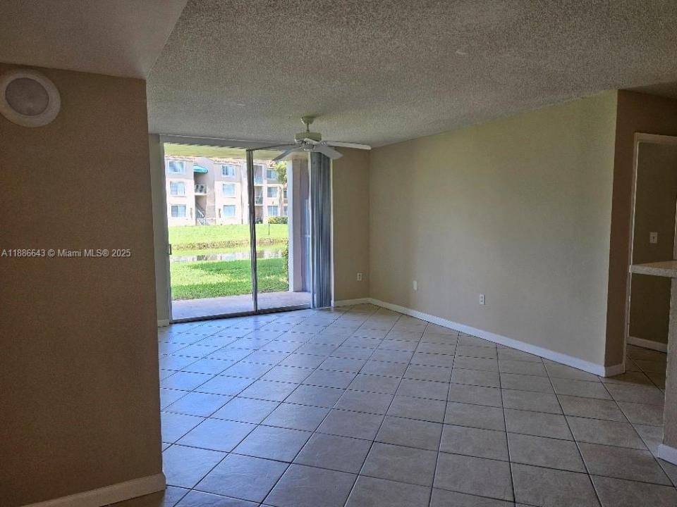 7904 Sonoma Springs Cir 106, Lake Worth, Floride 33463, États-Unis