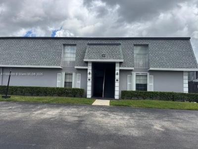 360 NW 69th Ave 202, Plantation, Florida 33317, USA