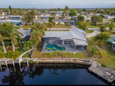 4311 S Atlantic Cir, Cape Coral, Florida 33903, USA