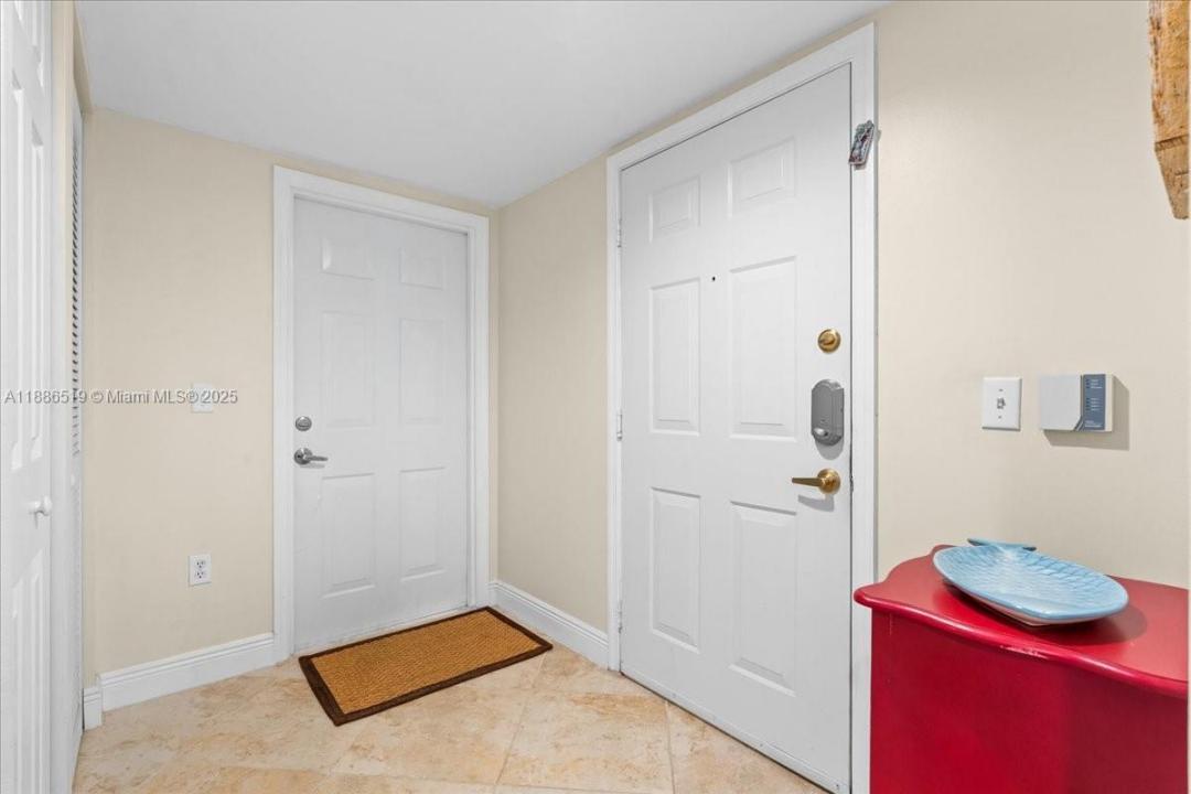 2021 SE 10th Ave 212, Fort Lauderdale, Florida 33316, Amerika Birleşik Devletleri