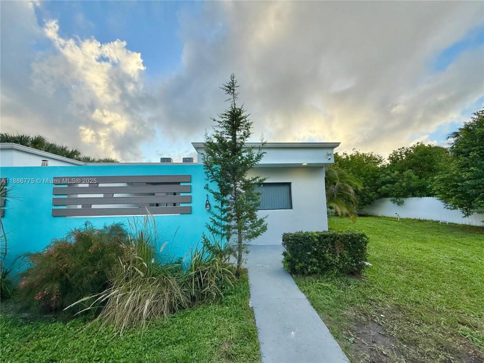341 S 23rd Way S 341, West Palm Beach, フロリダ 33406, アメリカ合衆国