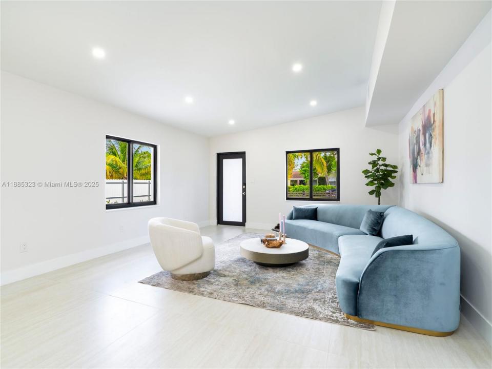 550 NW 143rd St, North Miami, Florida 33168, USA