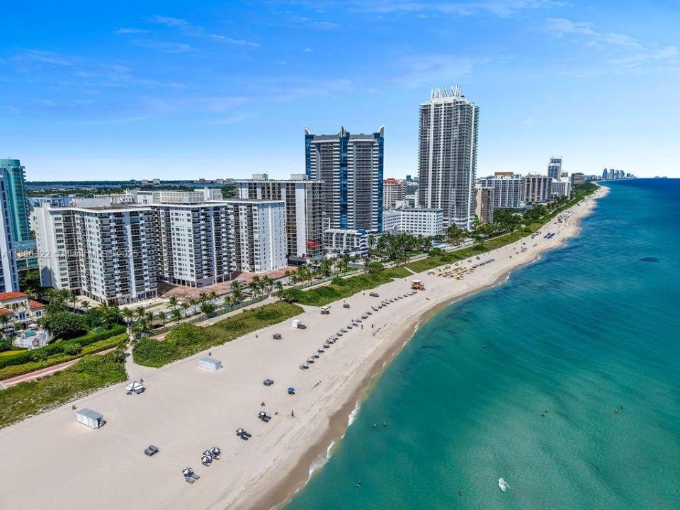 6039 Collins Ave 1126, Miami Beach, Floride 33140, États-Unis
