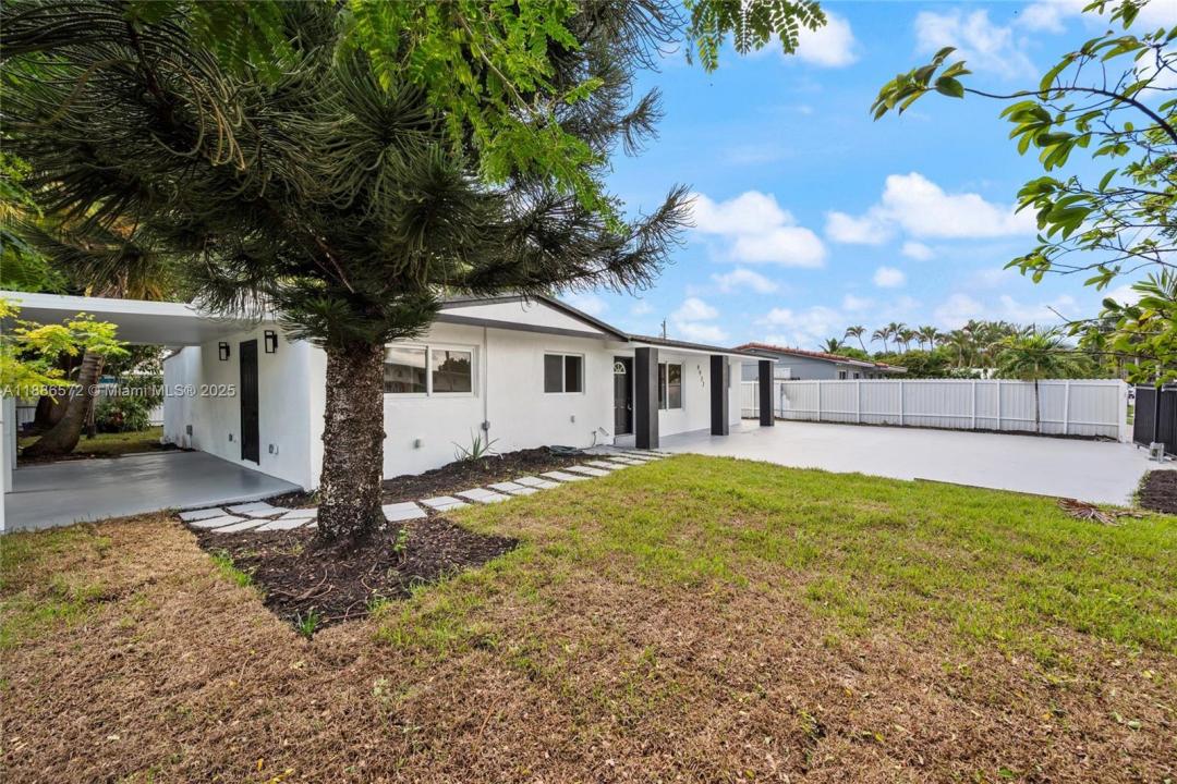 4932 NW 173rd Dr, Miami Gardens, 佛羅里達州 33055, 美國