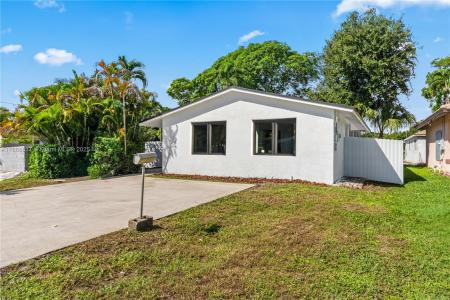 205 NW 7th Ave, Dania Beach, Florida 33004, USA