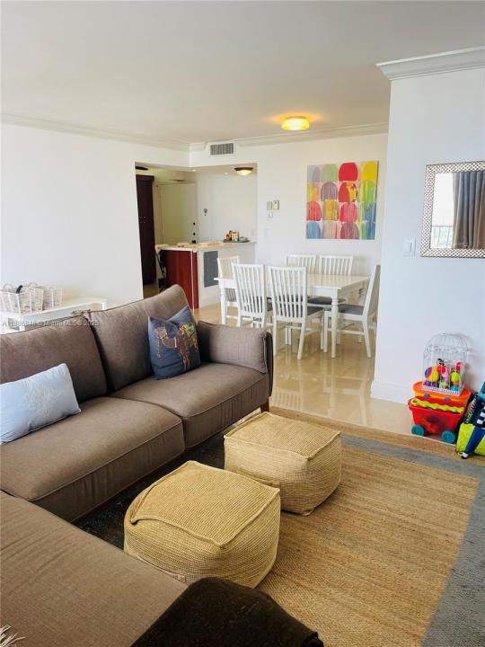2750 NE 183rd St 2610, Aventura, Florida 33160