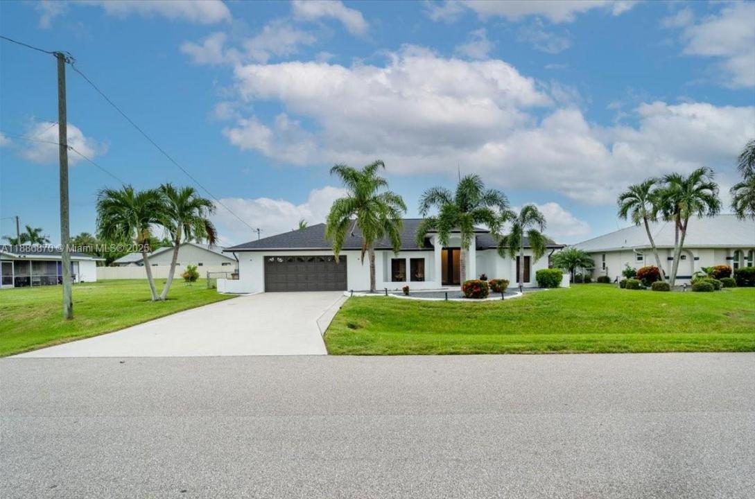 3728 SE 18TH AVE, Other City - In The State Of Florida, Floride 33904, États-Unis