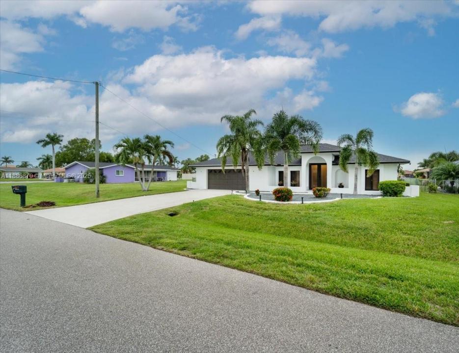 3728 SE 18TH AVE, Other City - In The State Of Florida, Floride 33904, États-Unis