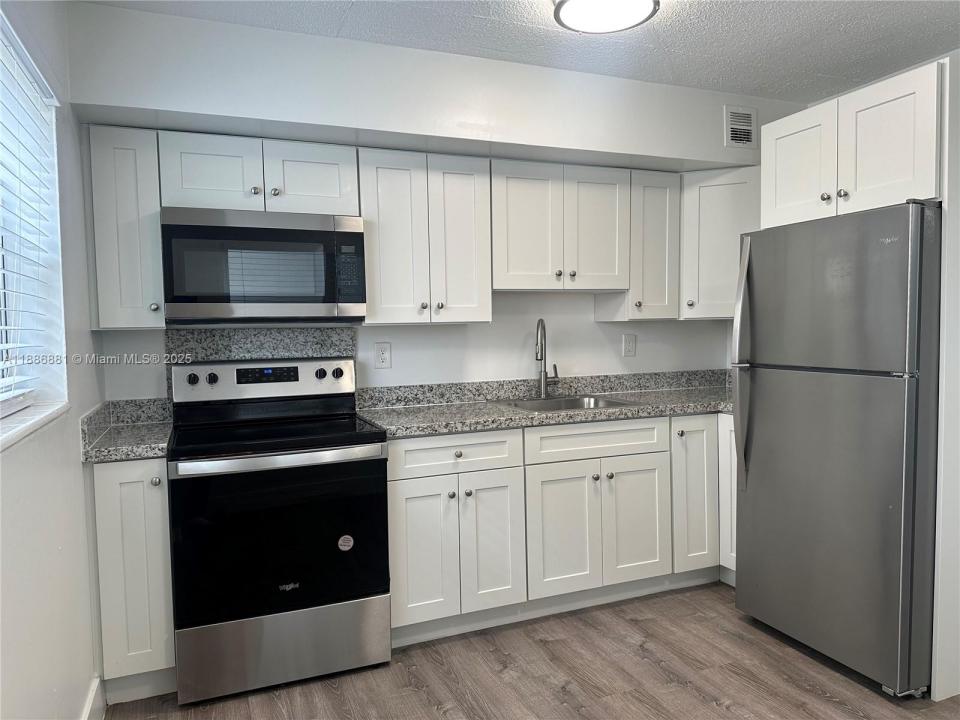 2500 Johnson St 10, Hollywood, フロリダ 33020, アメリカ合衆国