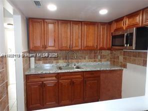 2901 NW 47th Ter 248B, Lauderdale Lakes, Flórida 33313, Estados Unidos