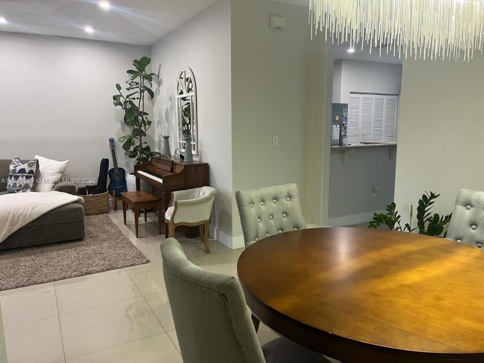 10866 NW 51st Ln 10866, Doral, Флорида 33178, Соединенные Штаты