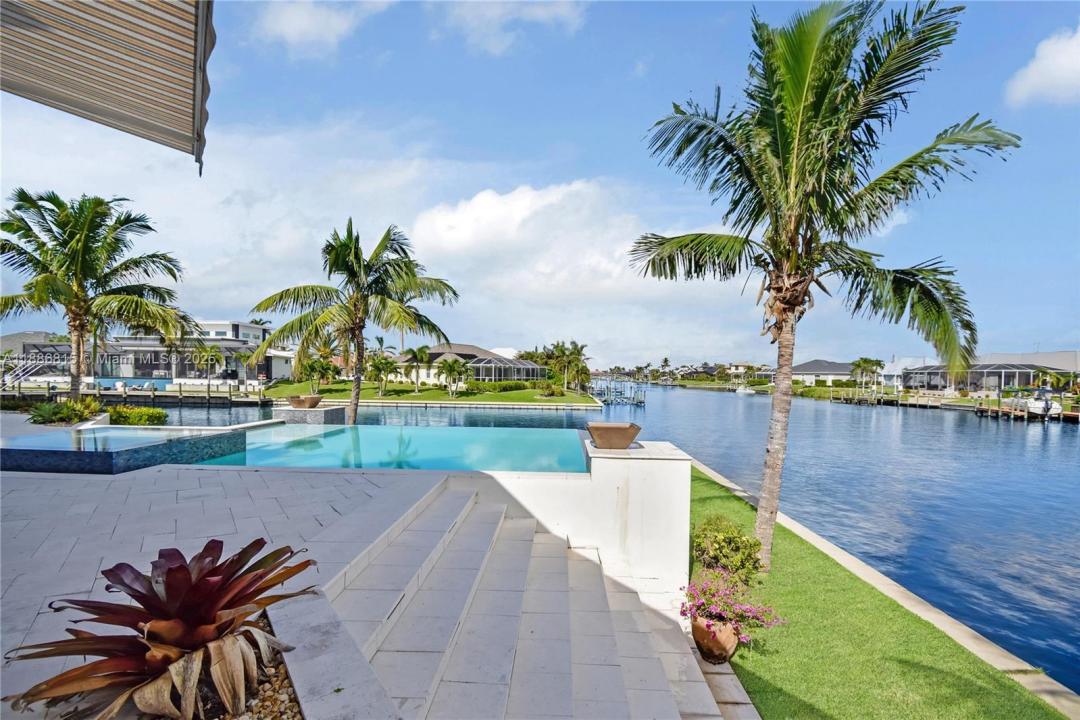2801 SW 39th TER, Cape Coral, 佛罗里达州 33914, 美国