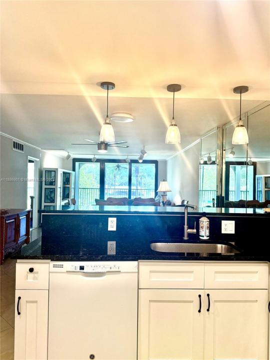 1627 Riverview Rd 212, Deerfield Beach, Floryda 33441, USA