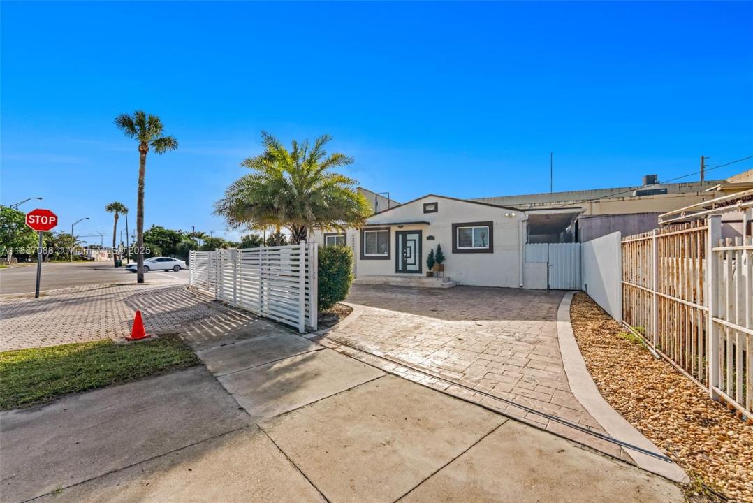 1116 Superior St, Opa-Locka, Flórida 33054, Estados Unidos