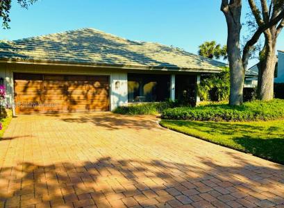 1 E Balfour Rd E, Palm Beach Gardens, Florida 33418, USA