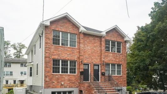 53 Paula Avenue, Yonkers, New York 10704, États-Unis