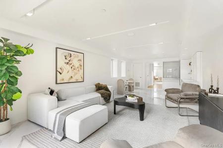 135 38th Street E, New York, New York 10016