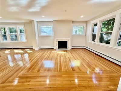 141 Elton Street, Providence, Rhode Island 02906, USA