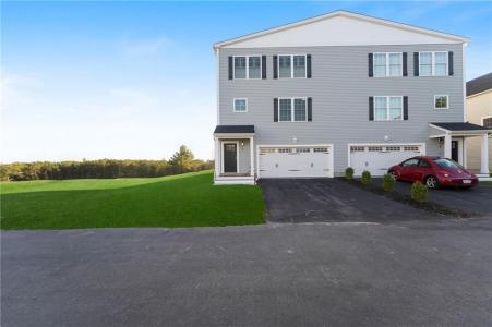 1 Old County Village Way E, Smithfield, Род Айленд 02917, Соединенные Штаты