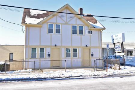 862 CHARLES Street, North Providence, RI 02911, USA