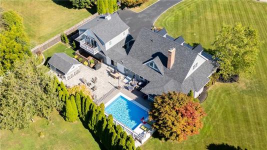 92 Harvest Drive, Portsmouth, Rhode Island 02871, Estados Unidos