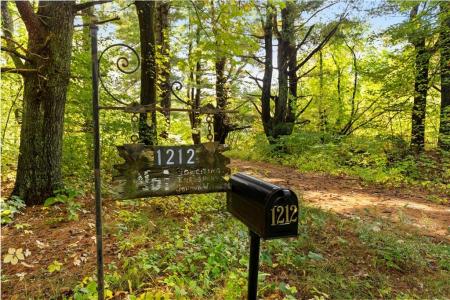 1212 Southbridge Road, Warren, Massachusetts 01083, USA