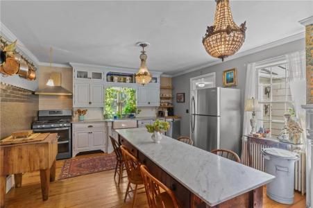 1220 Hope Street, Bristol, 로드아일랜드 02809, 미국