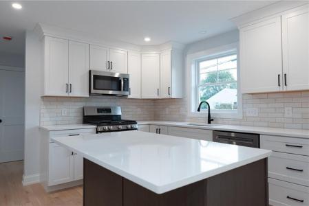 52 Recess Lane, Warwick, Rhode Island 02886
