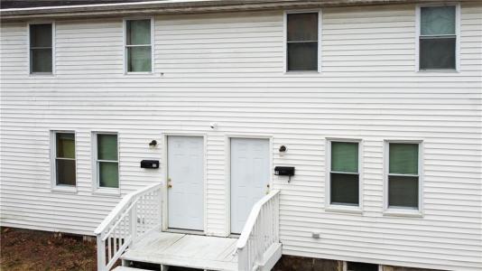 22 Douglas Street, West Warwick, Rhode Island 02893, États-Unis