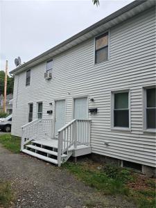 22 Douglas Street, West Warwick, Rhode Island 02893, États-Unis