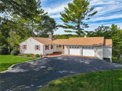 325 Lake Drive, Glocester, Род Айленд 02814, Соединенные Штаты