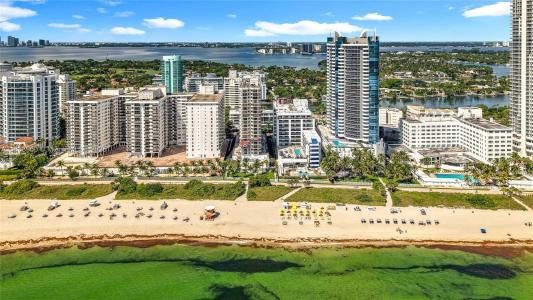 6061 Collins Ave 20C, Miami Beach, Florida 33140, USA